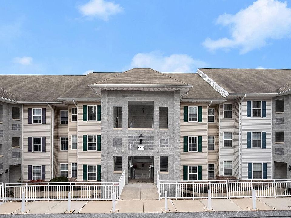 1st image of 4472 Woodsman Dr Unit 831