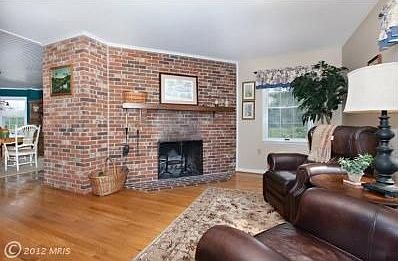 5th image of 42616 Saint Clair Ln