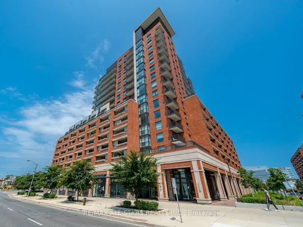 3091 Dufferin St #409, Toronto, ON M6A 0C4