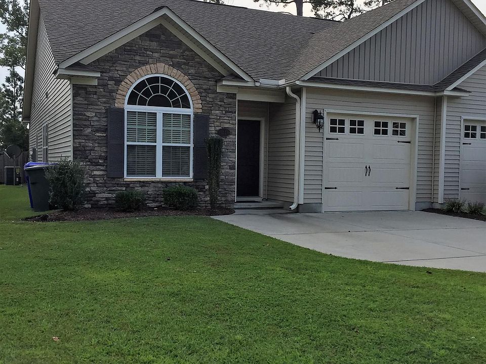 1st image of 3325 Ellsworth Dr #B