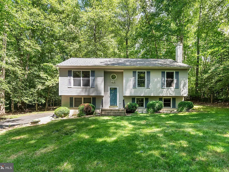 12820 Lake Wilderness Ln — Photo 19