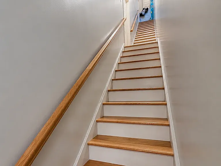 302 Hart St #2 — Photo 16