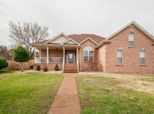 145 Cedar Forest Dr, Smyrna, TN 37167