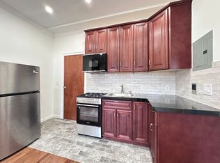 283 Clermont Ave #2R, Brooklyn, NY 11205