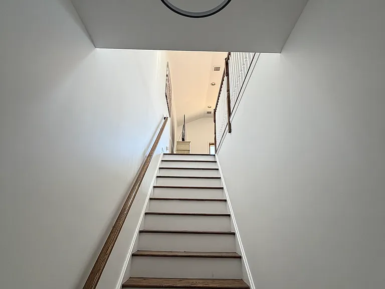 192 Arlington Ave #4 — Photo 23