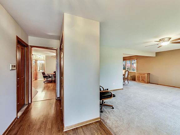 4th image of 15321 Saint Andrews Dr