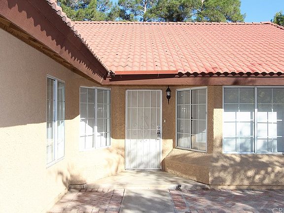 2nd image of 1506 W Avenue H15