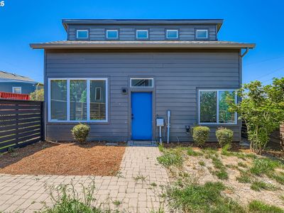 4215 NE Highland Ct, Portland, OR, 97218