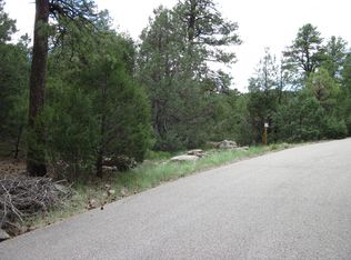 35 Thunderbird Ln, Tijeras, NM 87059