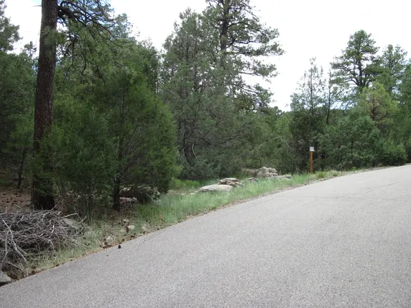 35 Thunderbird Ln, Tijeras, NM 87059