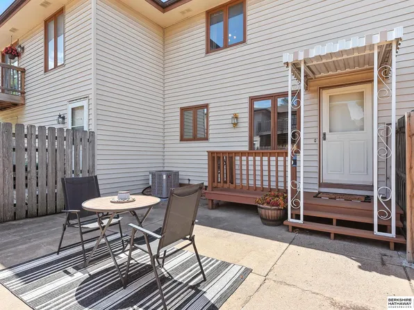 12627 Weir St, Omaha, NE 68137