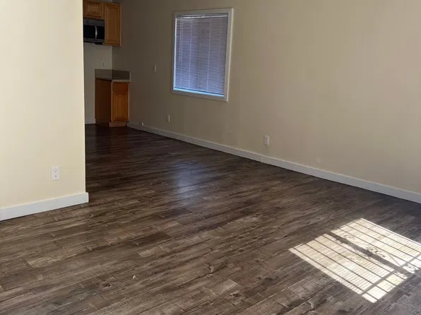 315 E 36th St #1/2A, Los Angeles, CA 90011