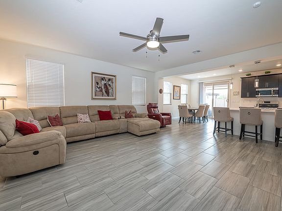 4th image of 44224 N 42nd Ln