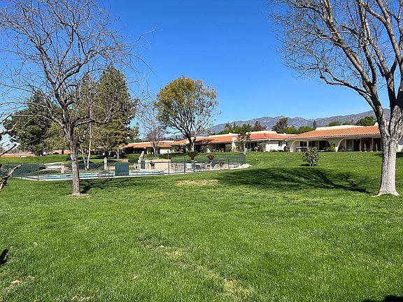 4th image of 1635 Red Hill North Dr