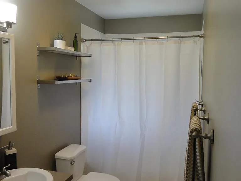 Full Bath