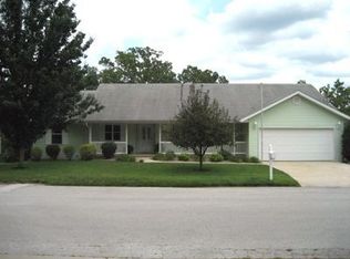 810 N 4th St, Ozark, MO 65721