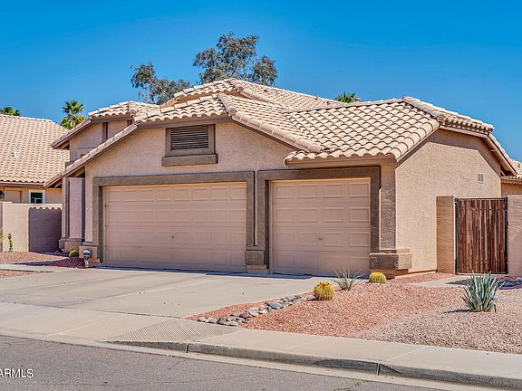 4th image of 2417 N 127TH Avenue