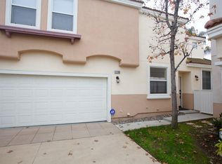2280 Village Way, Signal Hill, CA 90755