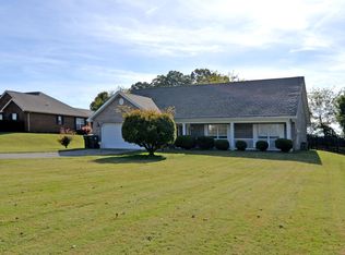 5541 J Riley West Rd, Greenback, TN 37742