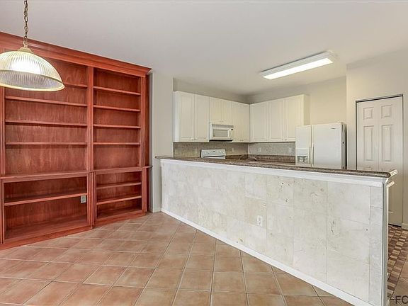 5th image of 80 Surfview Dr APT 106