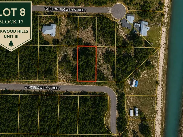 8 Windflower St, Defuniak Springs, FL 32433