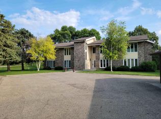 39077 Greenwood Ln, Aberdeen, SD 57401