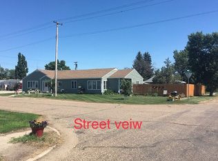 219 S 2nd Ave, Medicine Lake, MT 59247