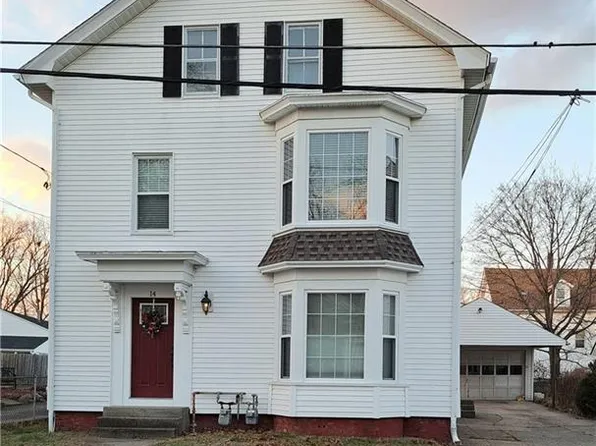 14 Forest Ave, Cumberland, RI 02864