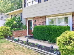11 Kansas Dr, Jackson, NJ 08527