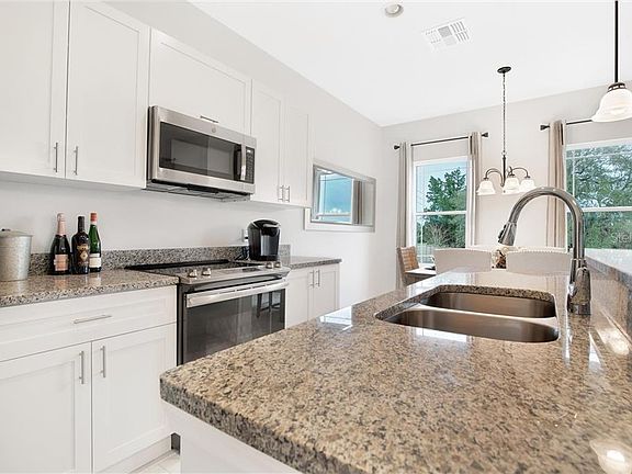 2nd image of 910 Lakefront Village Dr