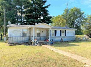 5838 Briarcroft Rd, Salem, IL 62881