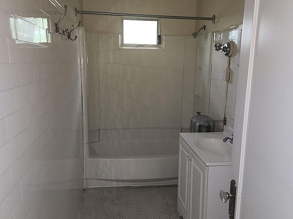 4th image of 1248 Logan Ave NW #2