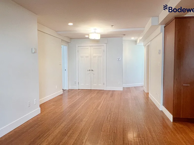 2507 W 8th Ave — Photo 10