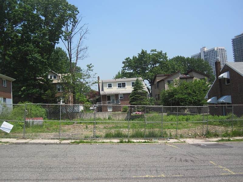 1st image of 231 McLoud Dr