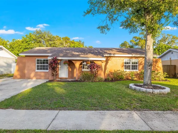 12575 Cumberland Dr, Largo, FL 33773