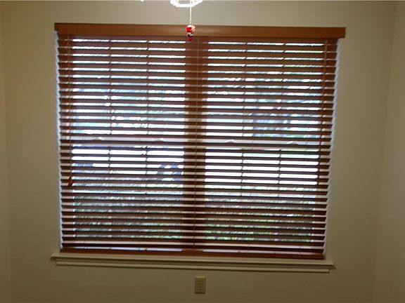 5th image of 3856 Williamsburg Cir