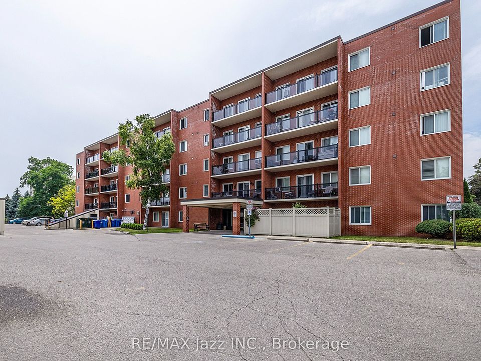1st image of 131 Taunton Rd E #304