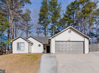 975 Fox Valley Trl, Stone Mountain, GA 30088