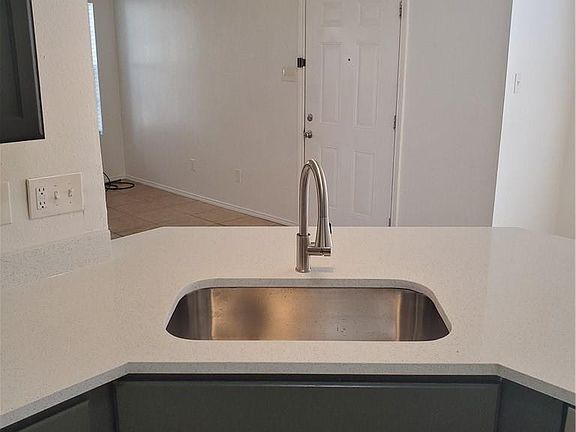 5th image of 4208 Duval Rd APT B