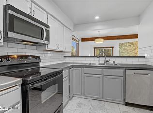 1877 E Tudor Rd #E-101, Anchorage, AK 99507