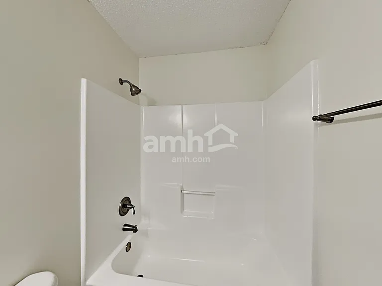 3155 Olde Sutton Parke Dr — Photo 17