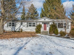 301 1st St, Hackettstown, NJ 07840