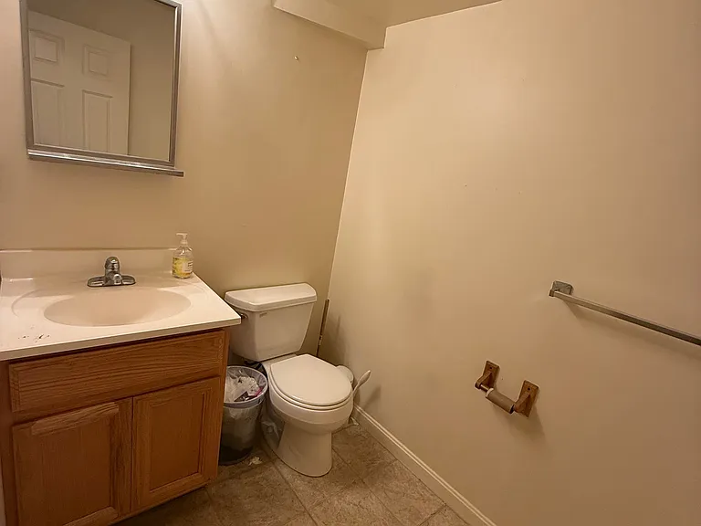 34 Raymond St #34L — Photo 13