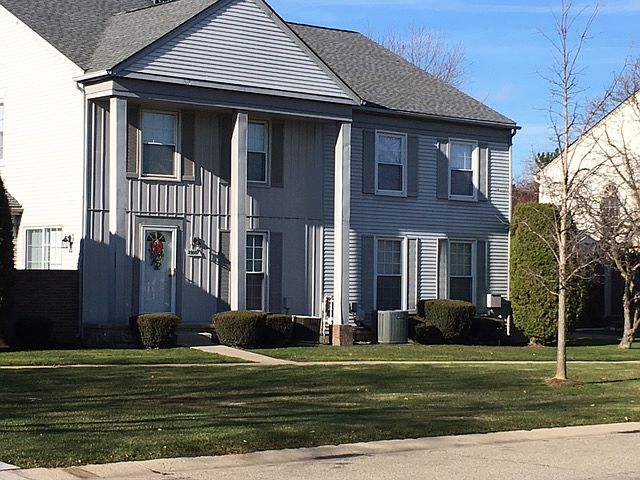 1st image of 23603 Stonehenge Blvd #1