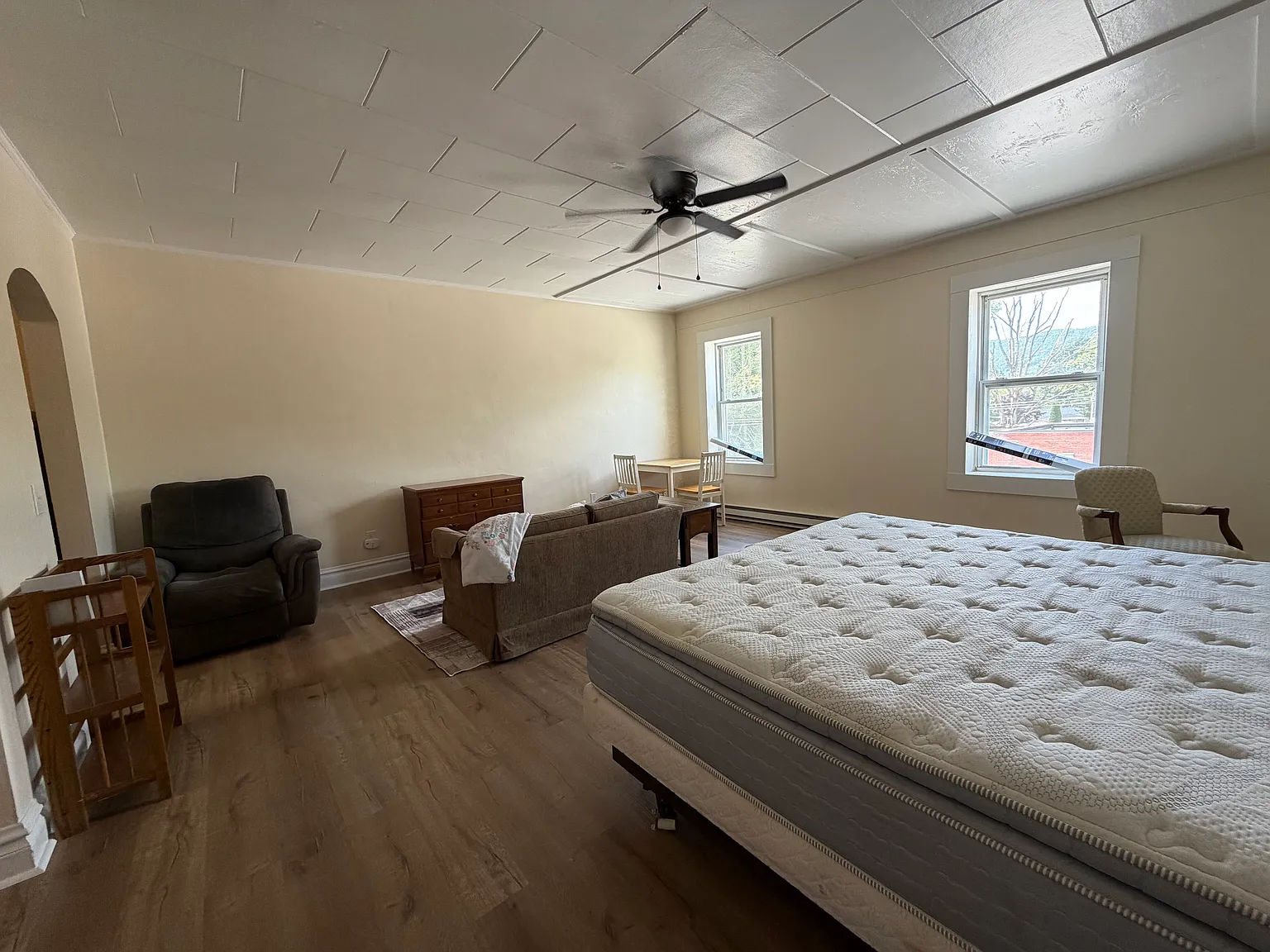 Studio, 545 sqft, $800 — Photo 2
