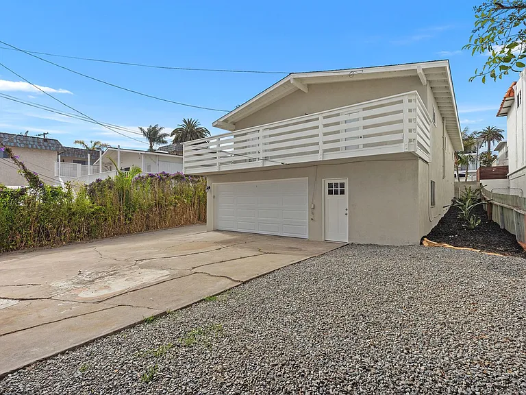 229 La Paloma #B — Photo 11