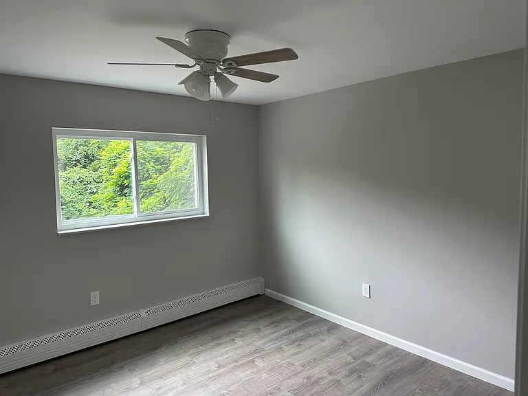 2545 Montana Ave #2 — Photo 9