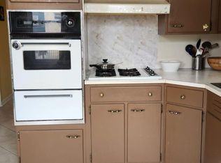 18 E 36th St FLOOR 1, Bayonne, NJ 07002