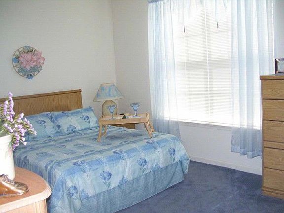 5th image of 153 Brewster Dr