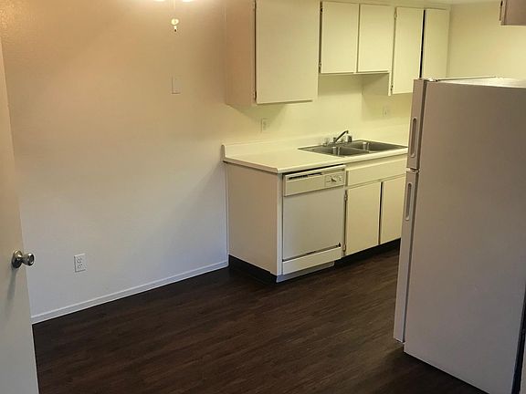 3rd image of 250 S Clovis Ave APT 161